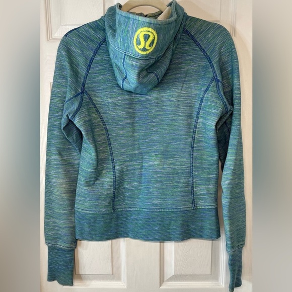 LULULEMON ATHLETICA SCUBA Women's Hooded Jacket size 6 - Picture 3 of 11